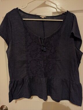 Aeropostale Navy Lace-Front Peplum Tee